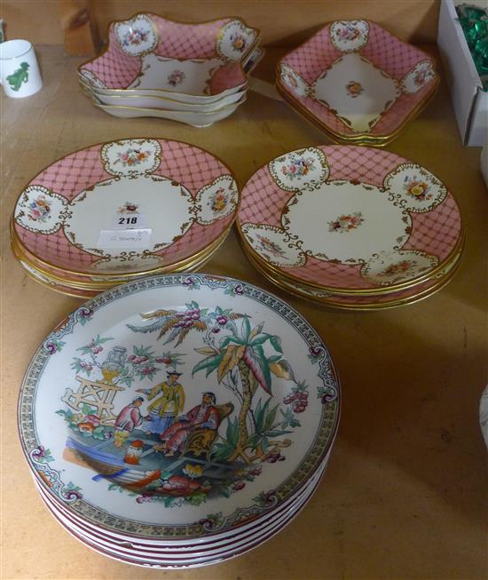 Quantity of pink and gilt dessertware & ironstone